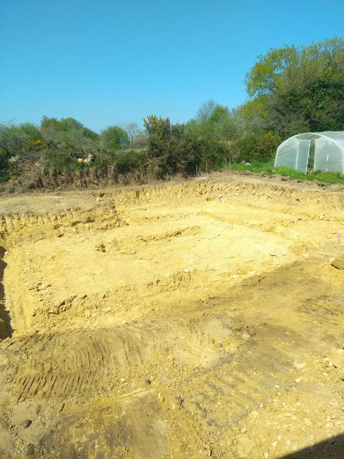 Fouilles de fondations pour construction de maison à Plougastel-Daoulas — CLG terrassier